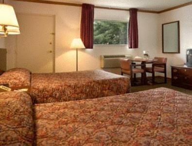 Days Inn Wauwatosa/Milwaukee Δωμάτιο φωτογραφία